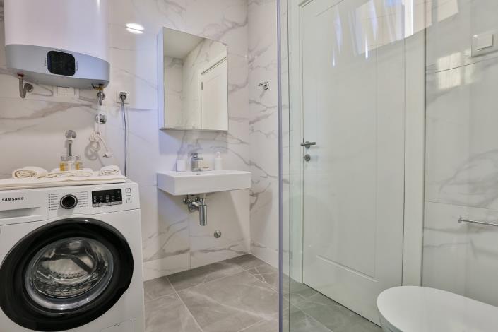 Image No.12-2 Bed Apartment for sale