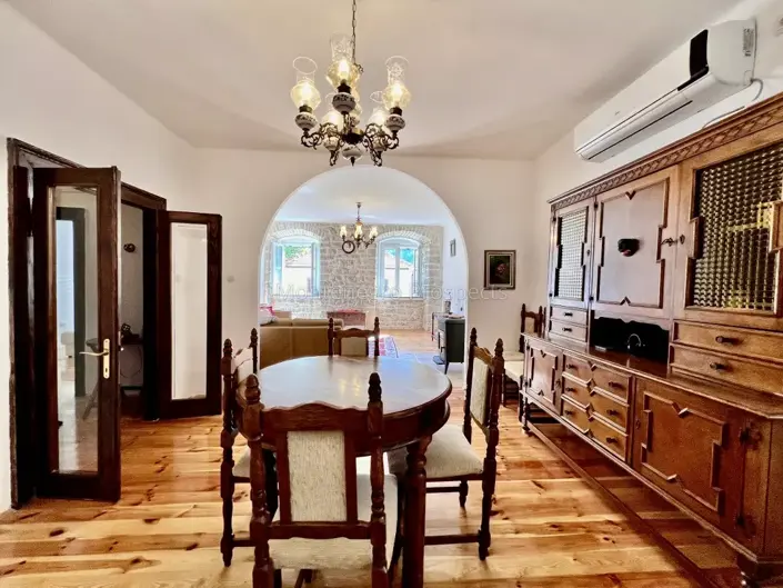 Image No.9-3 Bed Apartment for sale