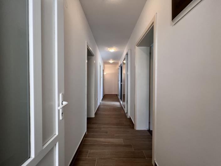 Image No.26-3 Bed Villa for sale