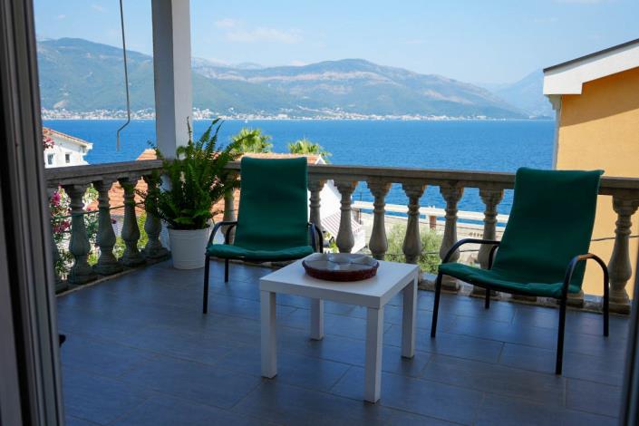 Image No.13-4 Bed House for sale