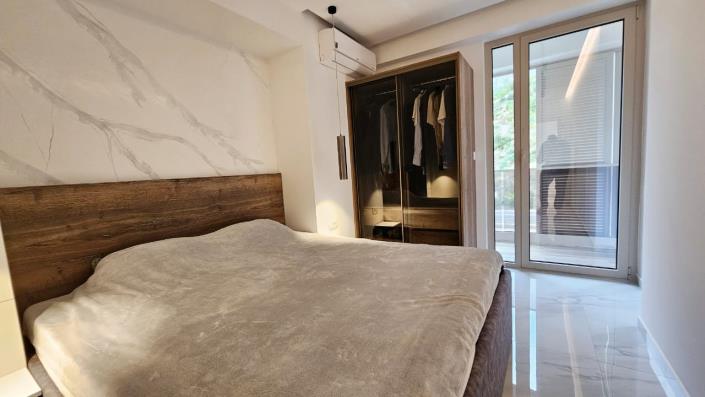 Image No.9-2 Bed Apartment for sale