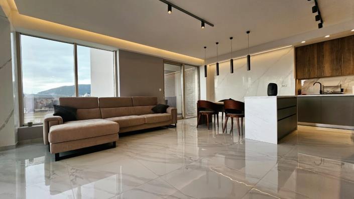 Image No.10-2 Bed Apartment for sale