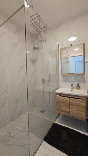 Image No.21-2 Bed Apartment for sale