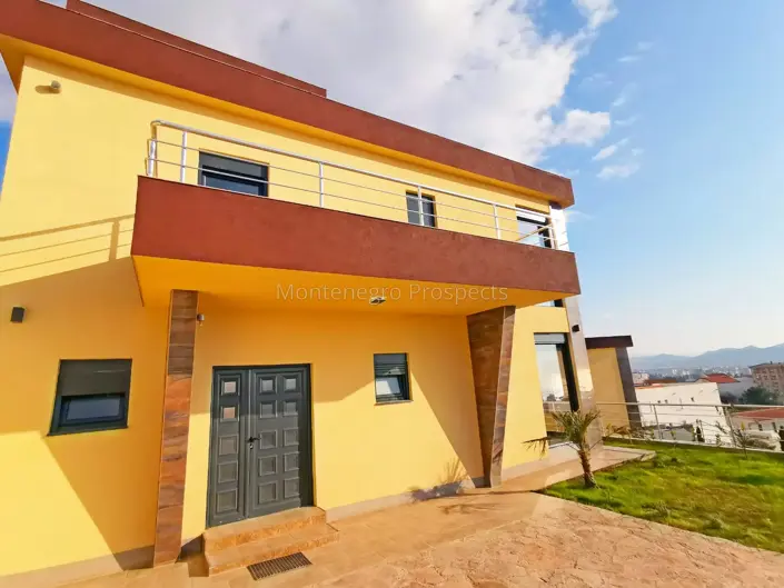 Image No.4-4 Bed House for sale