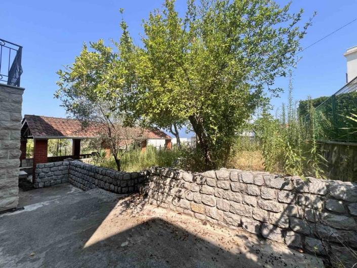 Image No.9-2 Bed House for sale