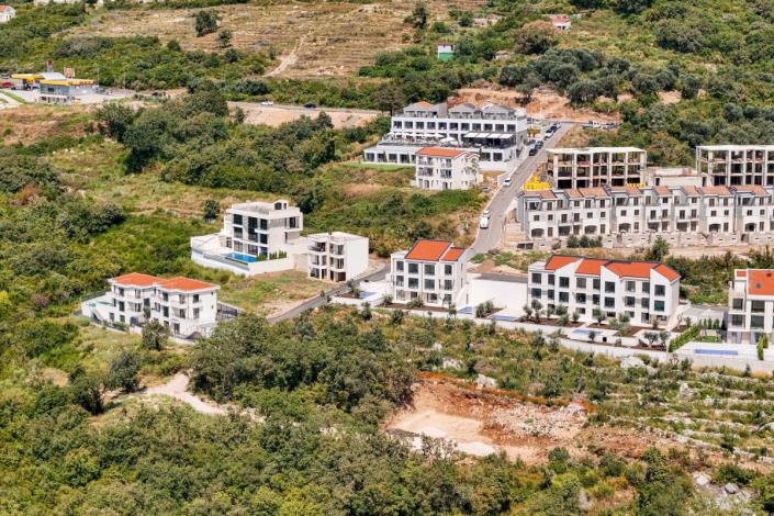 Image No.4-4 Bed House for sale