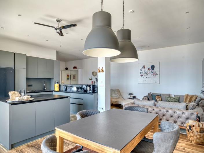 Image No.14-2 Bed House for sale