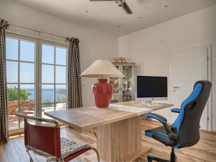 Image No.16-2 Bed House for sale