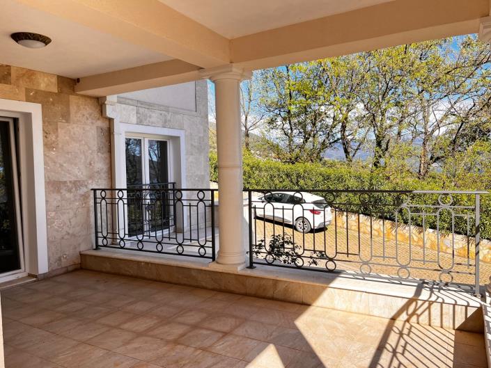 Image No.21-3 Bed Apartment for sale