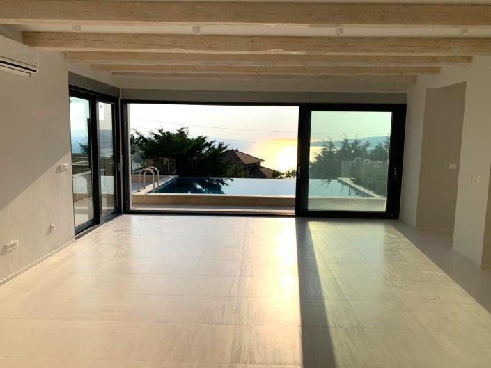 Image No.24-Villa for sale