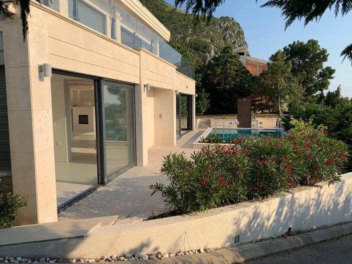 Image No.30-Villa for sale