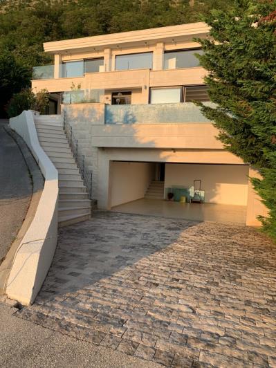 Image No.37-Villa for sale