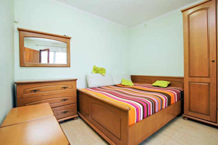 Image No.7-5 Bed House for sale