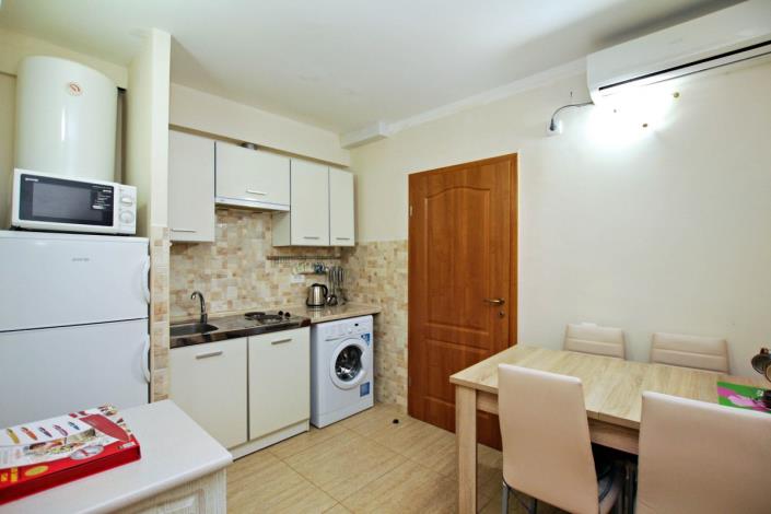 Image No.10-5 Bed House for sale