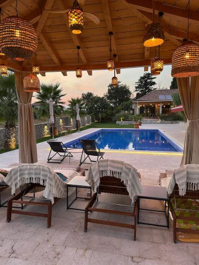 Image No.3-4 Bed Villa for sale