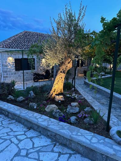 Image No.4-4 Bed Villa for sale