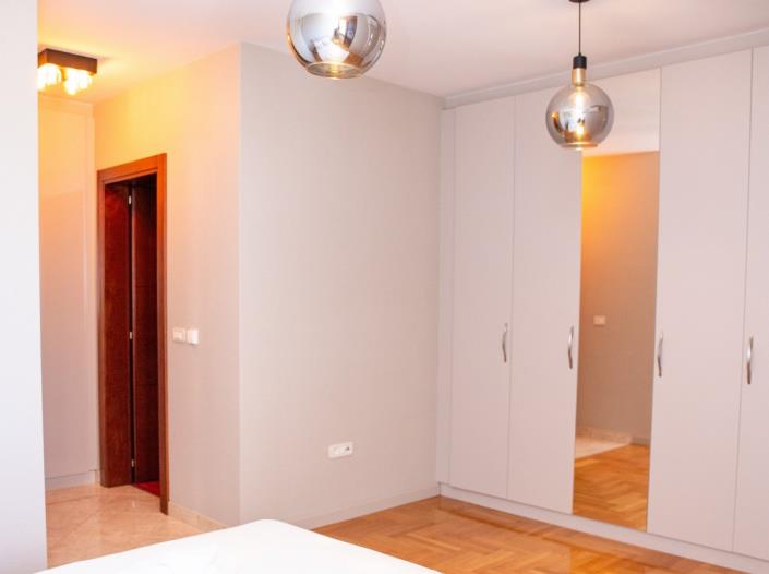 Image No.9-3 Bed Apartment for sale