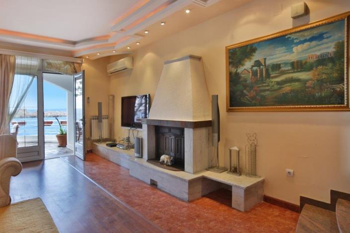 Image No.11-13 Bed Villa for sale