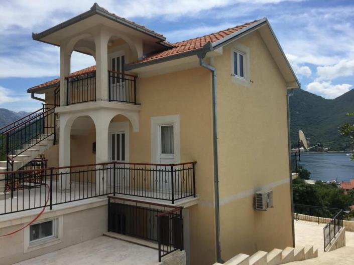 Image No.5-5 Bed House for sale