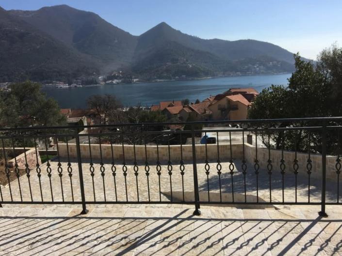 Image No.11-5 Bed House for sale