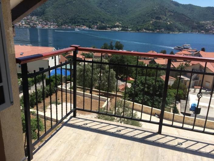 Image No.20-5 Bed House for sale