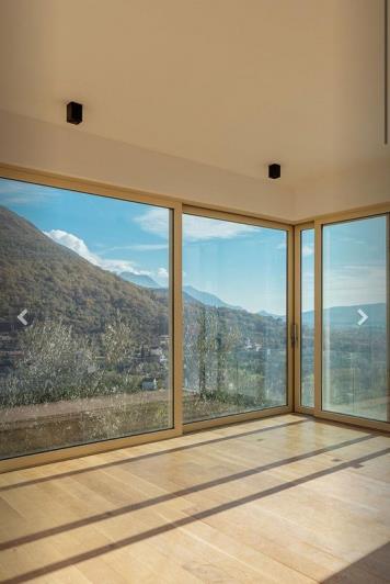 Image No.12-7 Bed Villa for sale