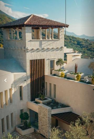 Image No.24-7 Bed Villa for sale