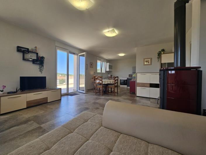 Image No.6-3 Bed House for sale