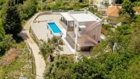 Image No.3-2 Bed Villa for sale