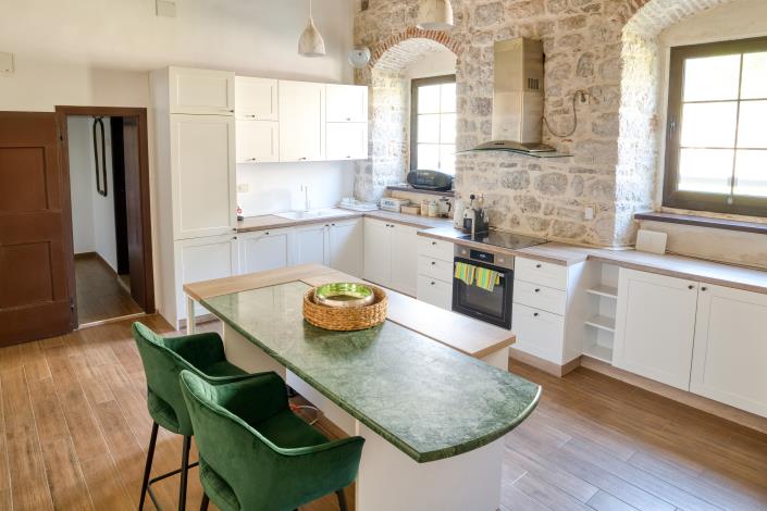 Image No.16-2 Bed Apartment for sale