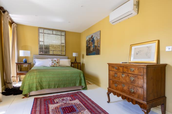 Image No.10-3 Bed Semi-Detached for sale