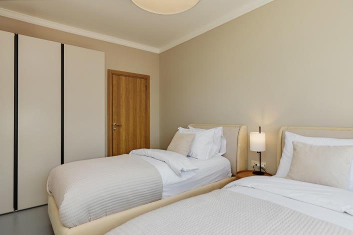 Image No.8-3 Bed Apartment for sale