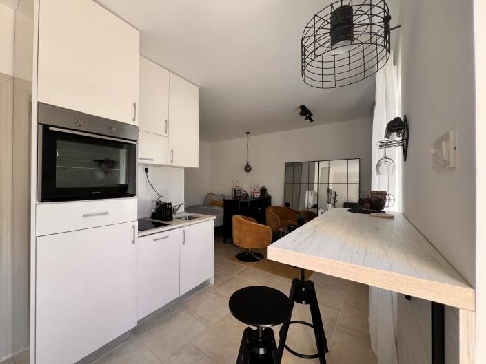 Image No.6-Apartment for sale