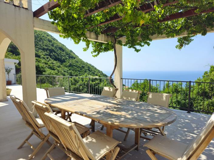 Image No.3-4 Bed Villa for sale