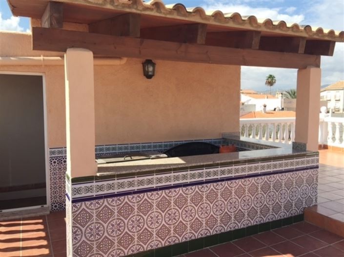 Image No.23-6 Bed Property for sale