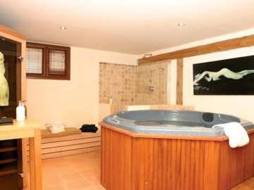 10908-villa-for-sale-in-desert-springs-472458