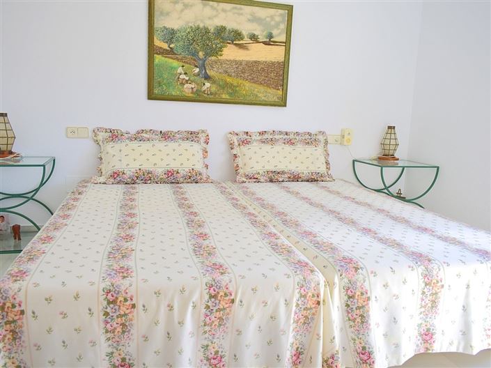 Image No.18-4 Bed Villa for sale