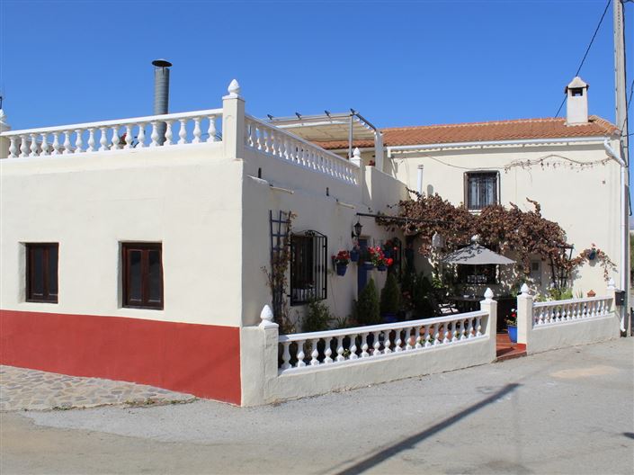 Image No.25-4 Bed Property for sale