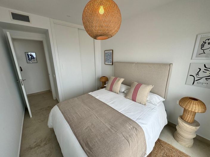 Image No.11-3 Bed Apartment for sale