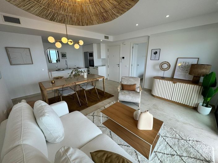 Image No.4-2 Bed Apartment for sale