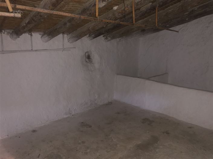 Image No.11-3 Bed Property for sale