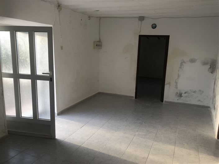 Image No.2-3 Bed Property for sale