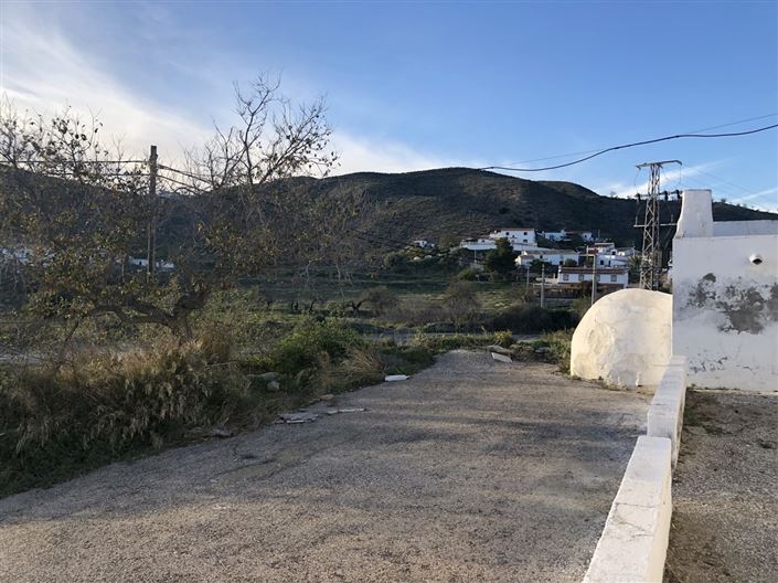 Image No.4-3 Bed Property for sale