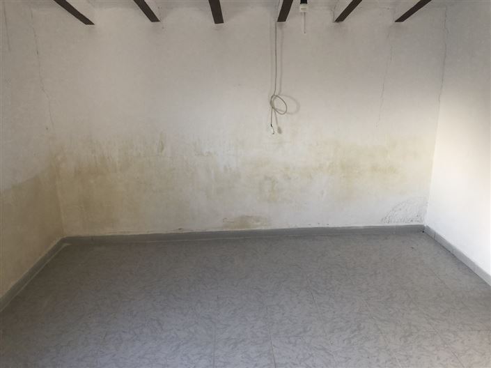 Image No.8-3 Bed Property for sale