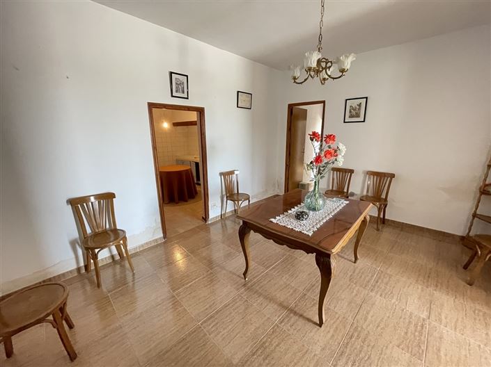 Image No.4-3 Bed Property for sale