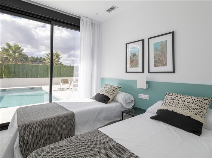 Image No.25-3 Bed Villa for sale