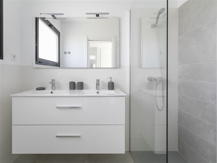 Image No.28-3 Bed Villa for sale