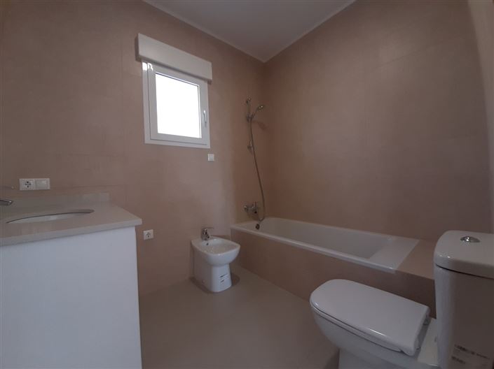 Image No.11-4 Bed Villa for sale