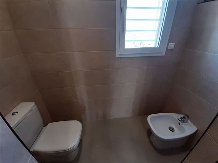 Image No.17-4 Bed Villa for sale