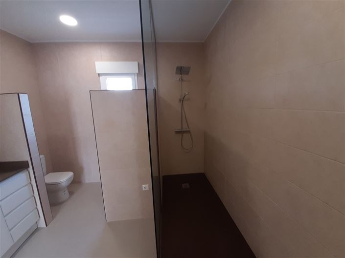 Image No.18-4 Bed Villa for sale